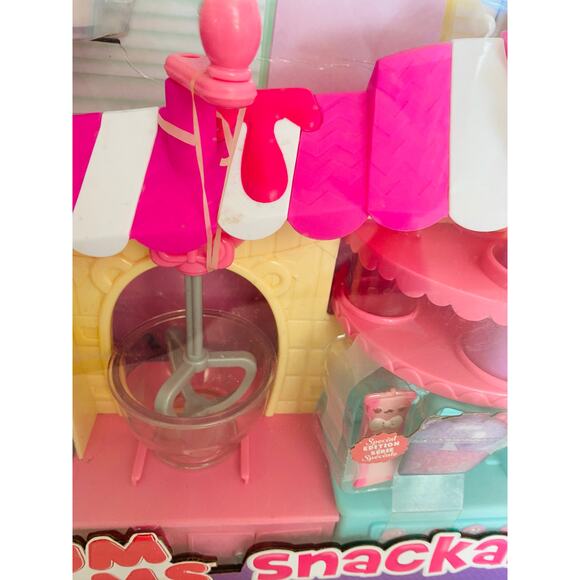 Num Noms Snackable Snow Cone Deluxe Set - Picture 5 of 9